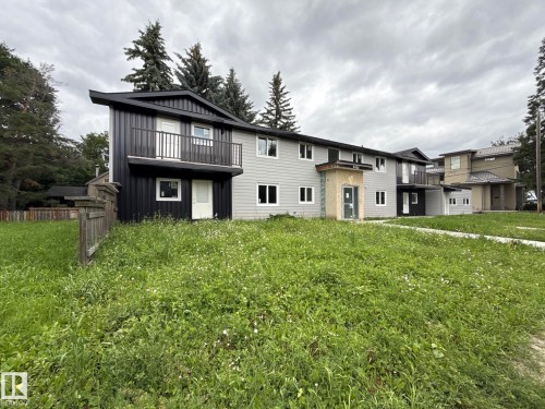 8732 101 Avenue Nw, Edmonton, AB - Outdoor