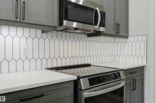 3 Penn Place, Spruce Grove, AB - Indoor Photo Showing Kitchen