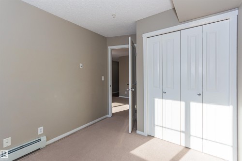 5816 Mullen Place Nw, Edmonton, AB - Indoor