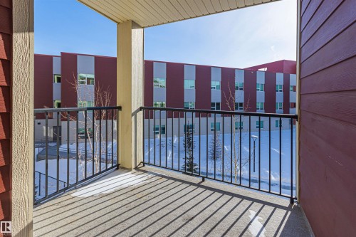 5816 Mullen Place Nw, Edmonton, AB - Outdoor With Exterior