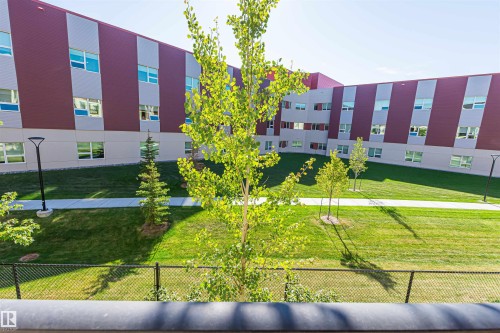 5816 Mullen Place Nw, Edmonton, AB - Outdoor