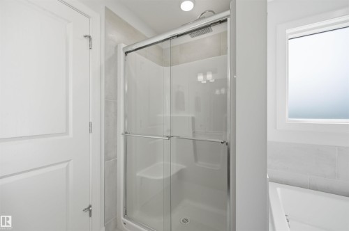 185 Larch Crescent, Leduc, AB - Indoor Photo Showing Bathroom
