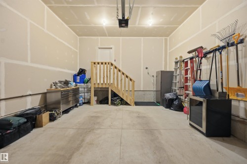 185 Larch Crescent, Leduc, AB - Indoor