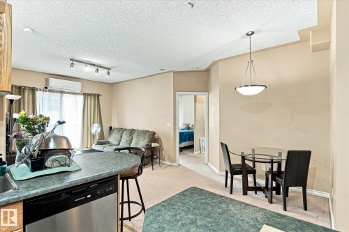 #403 10046 110 St Nw, Edmonton, AB - Indoor