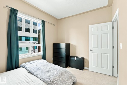 #403 10046 110 St Nw, Edmonton, AB - Indoor Photo Showing Bedroom