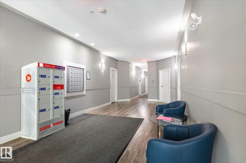 #403 10046 110 St Nw, Edmonton, AB - Indoor