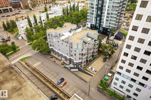 #403 10046 110 St Nw, Edmonton, AB - Outdoor