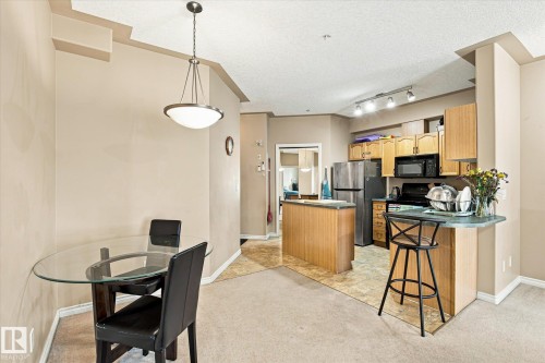 #403 10046 110 St Nw, Edmonton, AB - Indoor