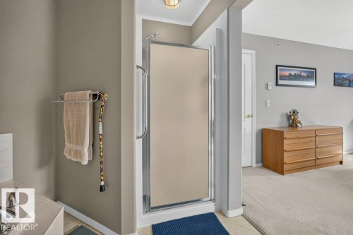 #411 8922 156 St Nw, Edmonton, AB - Indoor Photo Showing Other Room