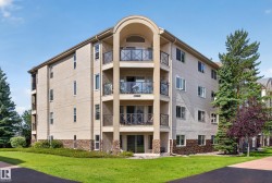 #411 8922 156 ST NW  Edmonton, AB T5R 5Z3