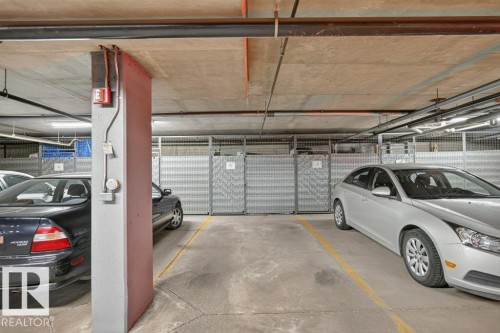 #411 8922 156 St Nw, Edmonton, AB - Indoor Photo Showing Garage
