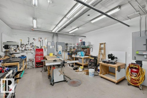 #411 8922 156 St Nw, Edmonton, AB - Indoor
