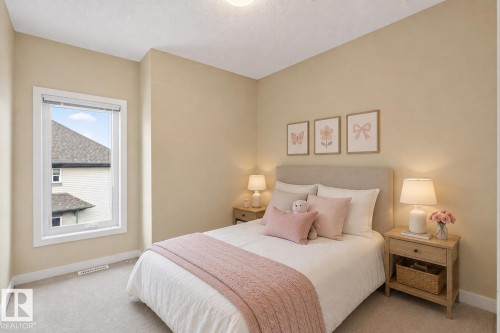 #8 655 Watt Bv Sw, Edmonton, AB - Indoor Photo Showing Bedroom