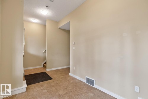 #8 655 Watt Bv Sw, Edmonton, AB - Indoor Photo Showing Other Room