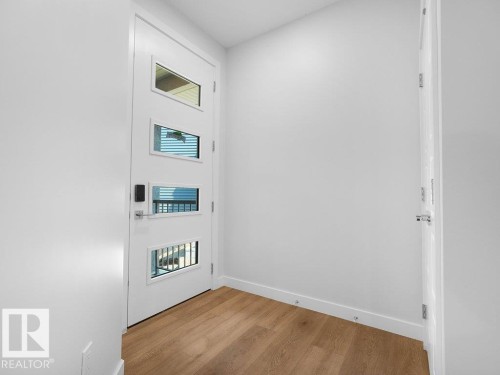 1433 Osprey Crest Nw, Edmonton, AB - Indoor Photo Showing Other Room