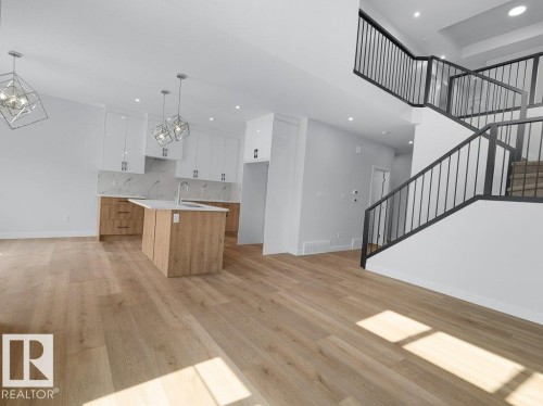 1433 Osprey Crest Nw, Edmonton, AB - Indoor