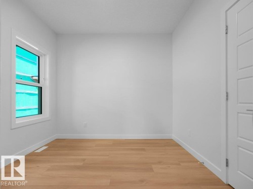 1423 Osprey Crest Nw, Edmonton, AB - Indoor Photo Showing Other Room