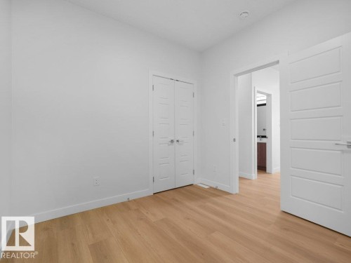 1423 Osprey Crest Nw, Edmonton, AB - Indoor Photo Showing Other Room