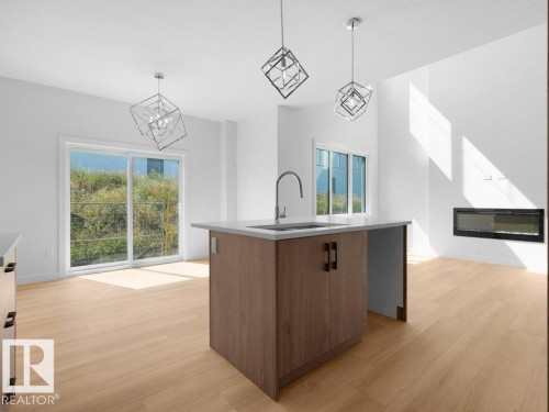 1423 Osprey Crest Nw, Edmonton, AB - Indoor
