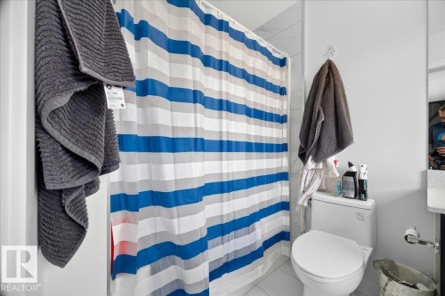 82 Wyatt Ridge, Fort Saskatchewan, AB - Indoor Photo Showing Bathroom