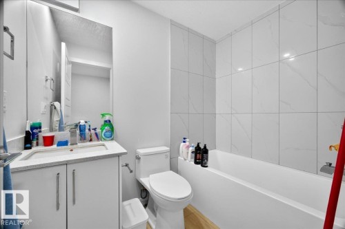 82 Wyatt Ridge, Fort Saskatchewan, AB - Indoor Photo Showing Bathroom
