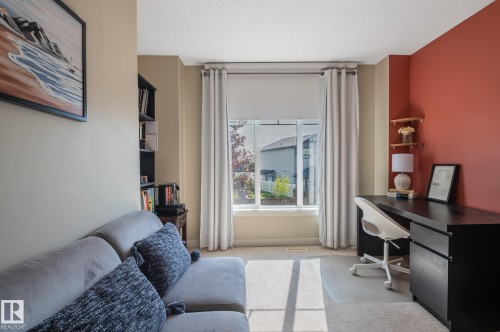 1747 Hammond Crescent Nw, Edmonton, AB - Indoor Photo Showing Office
