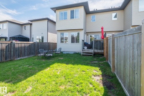 1747 Hammond Crescent Nw, Edmonton, AB - Outdoor With Exterior