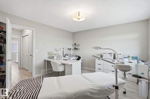 #52 13825 155 Av Nw, Edmonton, AB - Indoor