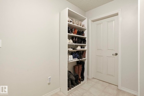 #52 13825 155 Av Nw, Edmonton, AB - Indoor