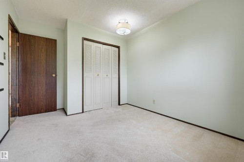 10912 34A Avenue Nw, Edmonton, AB - Indoor Photo Showing Other Room