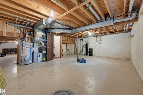 10912 34A Avenue Nw, Edmonton, AB - Indoor Photo Showing Basement