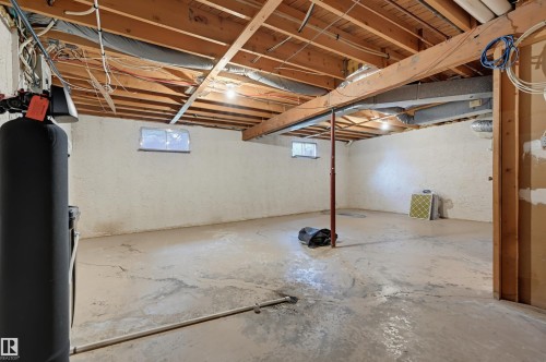 10912 34A Avenue Nw, Edmonton, AB - Indoor Photo Showing Basement