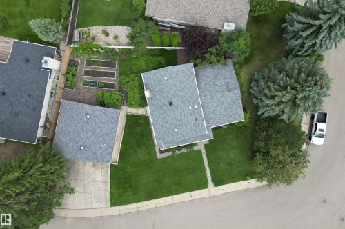 10912 34A Avenue Nw, Edmonton, AB - Outdoor