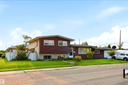 13604 90A Street NW  Edmonton, AB T5E 3N8