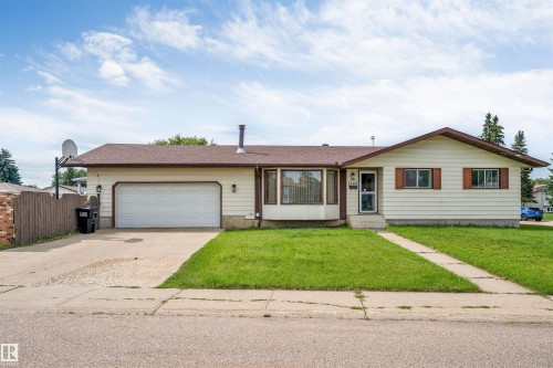 1320 69 Street Nw, Edmonton, AB - Outdoor