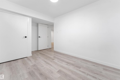 1320 69 Street Nw, Edmonton, AB - Indoor Photo Showing Other Room