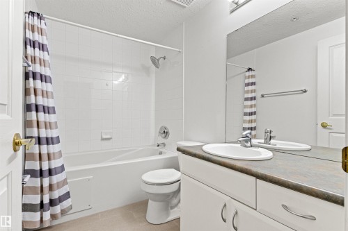 #417 10717 83 Av Nw, Edmonton, AB - Indoor Photo Showing Bathroom