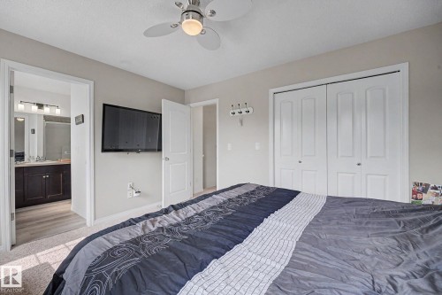 610 Mcdonough Link Link Nw, Edmonton, AB - Indoor Photo Showing Bedroom