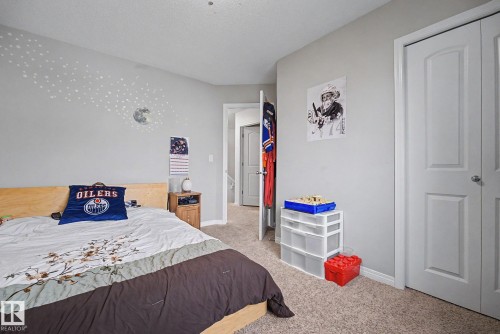 610 Mcdonough Link Link Nw, Edmonton, AB - Indoor Photo Showing Bedroom