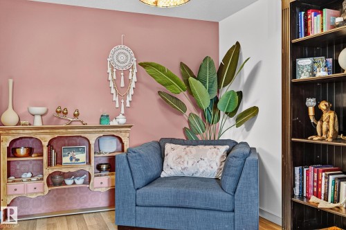 #29 2115 118 St Nw, Edmonton, AB - Indoor