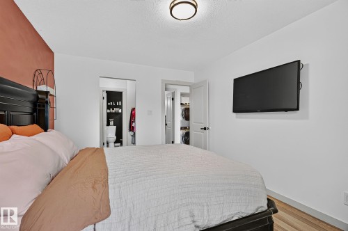 #29 2115 118 St Nw, Edmonton, AB - Indoor Photo Showing Bedroom
