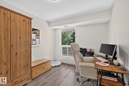 #29 2115 118 St Nw, Edmonton, AB - Indoor Photo Showing Office