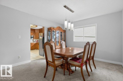 3205 104A Street Nw, Edmonton, AB - Indoor Photo Showing Dining Room