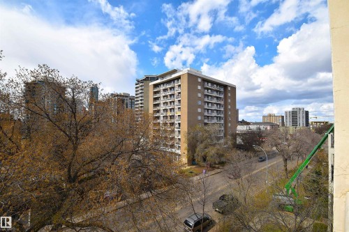 #608 10021 116 St Nw, Edmonton, AB - Outdoor