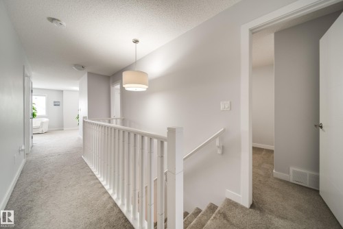7314 Edgemont Way Nw, Edmonton, AB - Indoor Photo Showing Other Room
