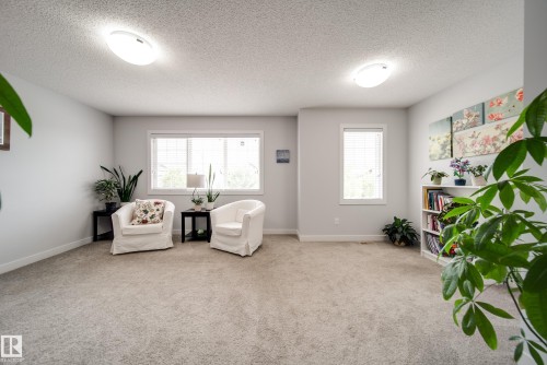 7314 Edgemont Way Nw, Edmonton, AB - Indoor Photo Showing Bedroom