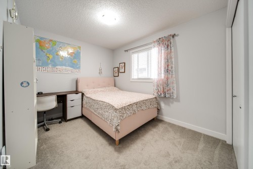 7314 Edgemont Way Nw, Edmonton, AB - Indoor Photo Showing Bedroom