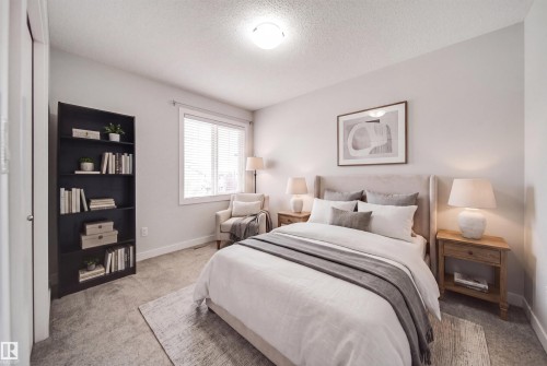 7314 Edgemont Way Nw, Edmonton, AB - Indoor Photo Showing Bedroom