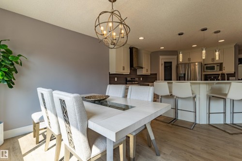 522 174A Street Sw, Edmonton, AB - Indoor Photo Showing Dining Room