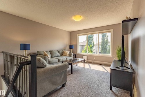 522 174A Street Sw, Edmonton, AB - Indoor Photo Showing Other Room